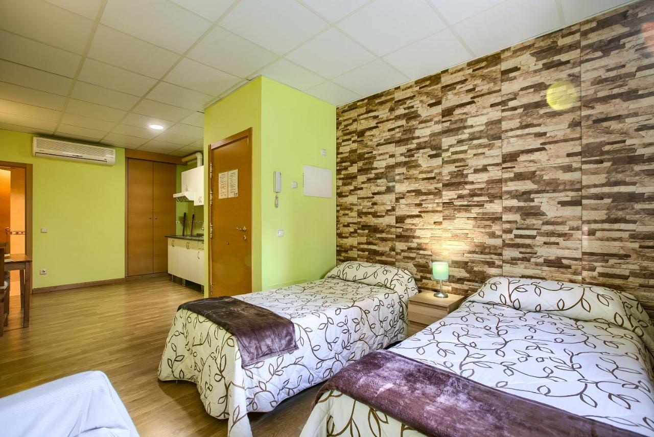 Apartamentos Barajas Мадрид Екстер'єр фото