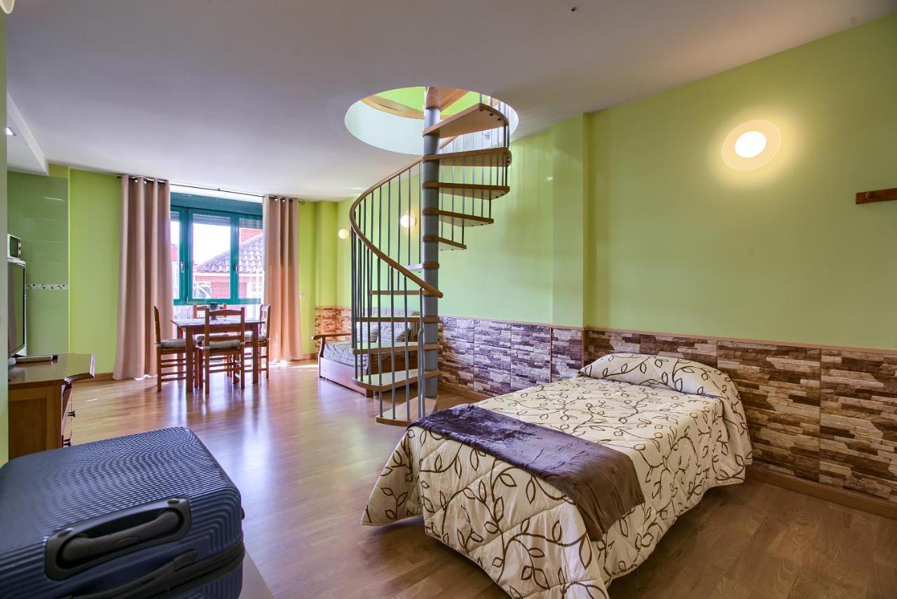 Apartamentos Barajas Мадрид Екстер'єр фото