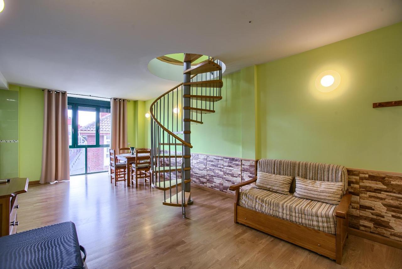 Apartamentos Barajas Мадрид Екстер'єр фото