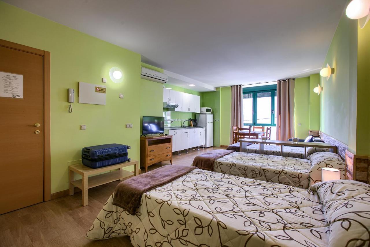 Apartamentos Barajas Мадрид Екстер'єр фото