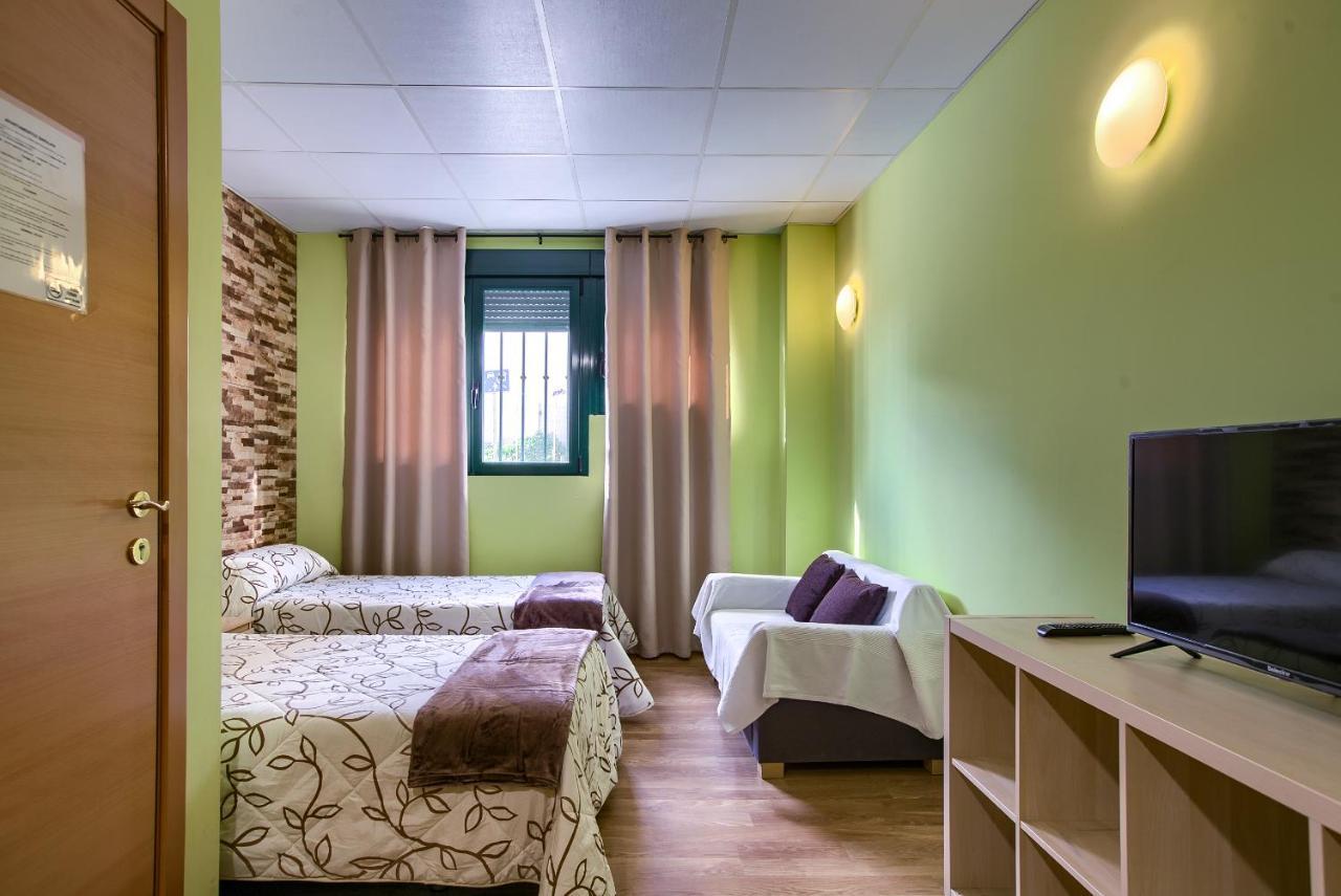 Apartamentos Barajas Мадрид Екстер'єр фото