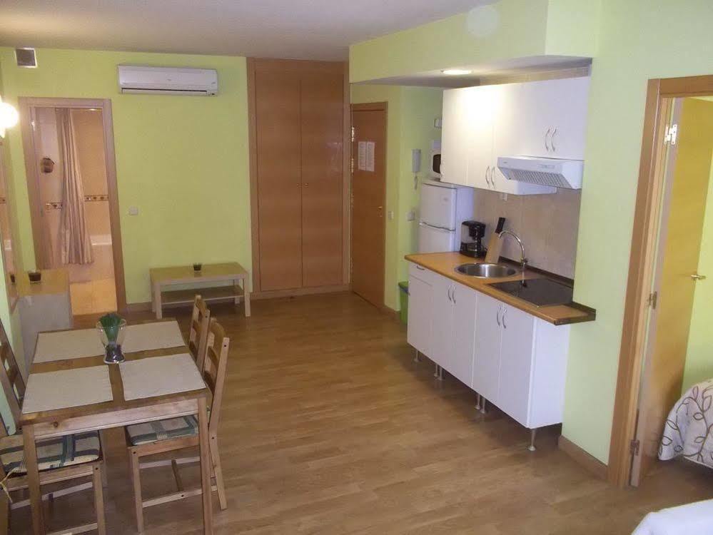 Apartamentos Barajas Мадрид Екстер'єр фото