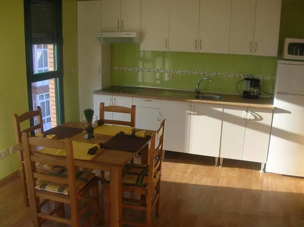 Apartamentos Barajas Мадрид Екстер'єр фото